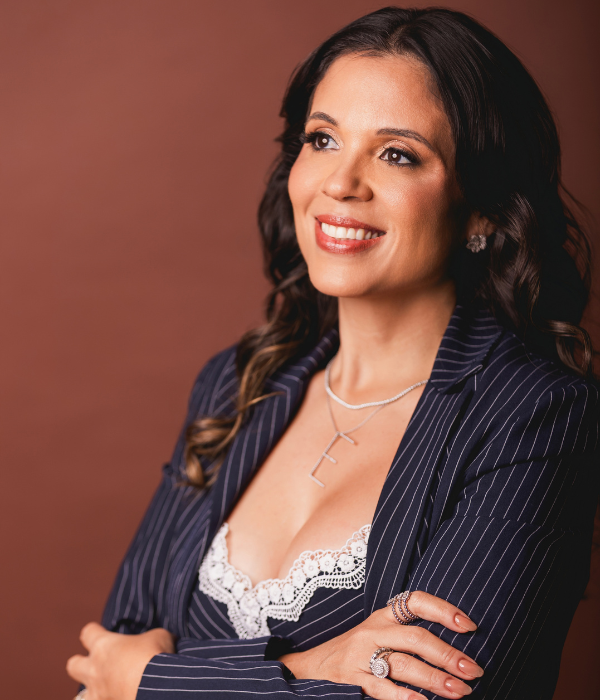 Dra. Emanuela Pimenta